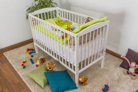 Lit d'enfant / lit à barreaux en pin massif, verni blanc 103, sommier à lattes inclus - Dimensions 60 x 120 cm