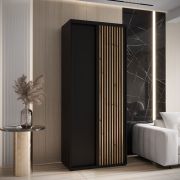 Armoire Mina noire à portes coulissantes, 235,2 x 100 x 60 cm, brosses anti-poussière, aspect lamelles de chêne, grand espace de rangement, poignées métalliques noires