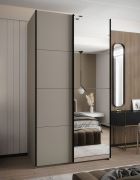 Armoire / Armoire à portes coulissantes | Couleur : cachemire | Fermeture en douceur | 2 tringles | Miroir | 2 portes coulissantes | 6 compartiments | 245,5 x 140 x 64 cm