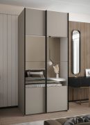Penderie / Armoire à portes coulissantes / 6 compartiments / Miroir / Fermeture en douceur / 245,5 x 120 x 64 cm / 2 portes coulissantes / 2 tringles à vêtements / Couleur : cachemire