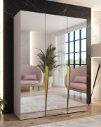 Penderie / Couleur : Cachemire / 3 portes miroir / 2 compartiments / 2 tringles à vêtements / Dimensions : 150 x 52 x 202 cm / Poignées : Or / Fonction Soft-Close / Protection des bords ABS