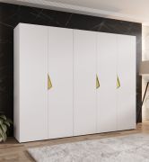 Armoire / 5 portes / Couleur : Blanc / 2,5 mètres de large / Poignées : Or / 3 tringles à vêtements / 3 compartiments / Dimensions : 250 x 52 x 202 cm / Protection des bords ABS
