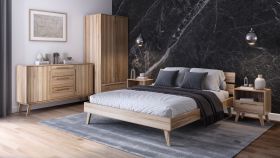 Chambre à coucher - Ensemble E Engordany / 5 pièces / Couleur : Hêtre / Hêtre massif / laqué / 2 tables de chevet / 1 lit double avec tête de lit solide / 1 commode / 1 armoire