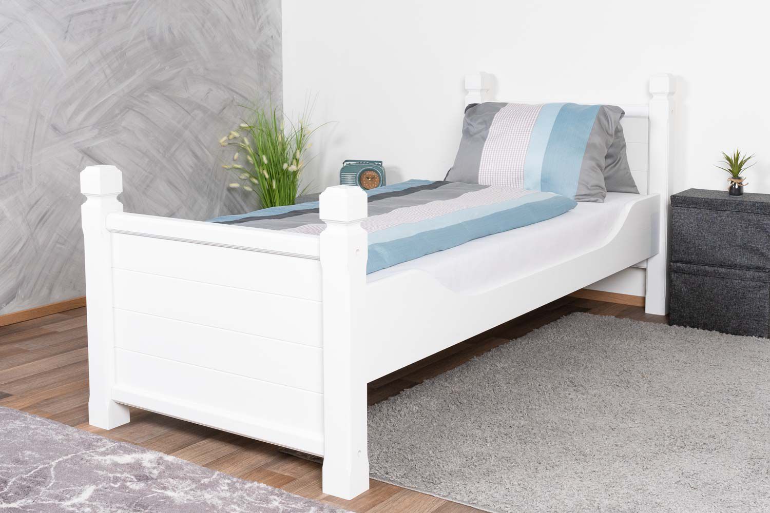 Lit simple blanc en pin massif 101, sommier à lattes inclus, surface de couchage 80 x 200 cm, petit lit d'appoint, très stable et durable, moderne
