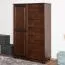 Commode spacieuse Junco 155, en pin massif , 140 x 90 x 42 cm, en couleur noyer, avec 7 tiroirs et 4 compartiments, stable et durable, beaucoup d'espace de rangement