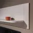 Étagère murale élégante avec reliefs décoratifs | 37 x 140 x 22 cm | Finition cachemire | Design moderne | UV-Mat