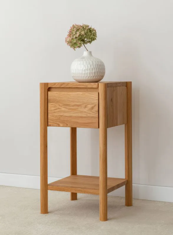 Commode d'appoint / Table de chevet / Bois massif / 1 tiroir / Système Soft Close / Petite table d'appoint / Chêne huilé / 1 compartiment de rangement / Couleur : Chêne / 33 x 33 x 60 cm / Seille 13 / Poignée fraisée
