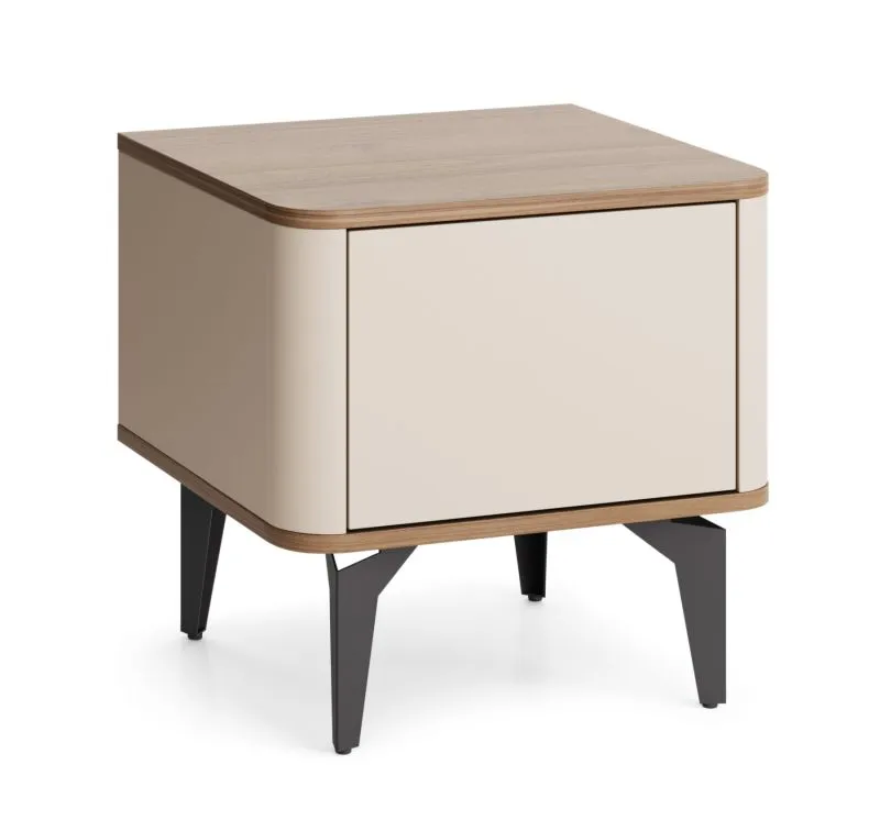 Table de nuit | noyer/cachemire | 48 x 40 x 47 cm | Chevet | Porte avec système push-to-open | Pieds en métal | Chants ABS | 1 compartiment | Belladere 10