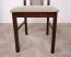 Chaise en bois Madohn en hêtre aspect noyer, style classique, assise rembourrée en mousse T-25, dossier partiellement rembourré, bois robuste