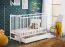 Lit à barreaux / lit bébé avec un tiroir, pin massif, Avaldsnes 03, couleur : blanc - dimensions : 89 x 124 x 65 cm (h x l x p), avec un matelas en mousse