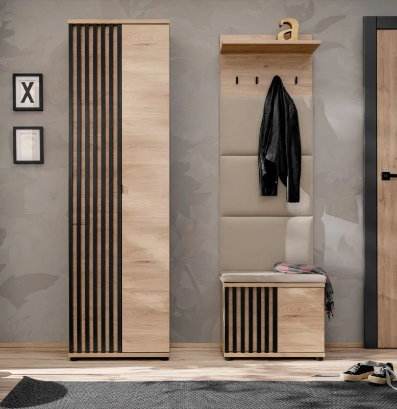 Vestiaire complet - Ensemble F Angvik, 3 pièces, Couleur : Chêne / Noir, une armoire vestiaire, une armoire à chaussures avec coussin d'assise, quatre crochets