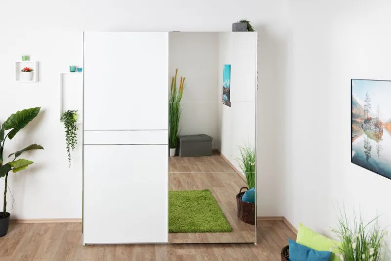 Armoire à portes coulissantes Siumu 06 | Blanc & Blanc brillant | 224 x 182 x 61 cm | Soft Close
