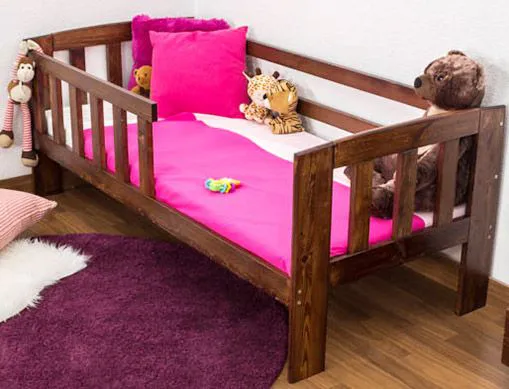 Lit pour enfant incl. barrière anti-chute 70 x 160 cm | Bois massif: Pin | Laqué Noisette | incl. sommier à lattes Abbildung