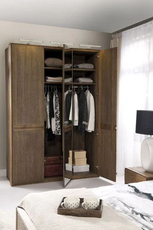 115 cm de large Armoire avec 3 portes | Couleur: Brun foncé Abbildung