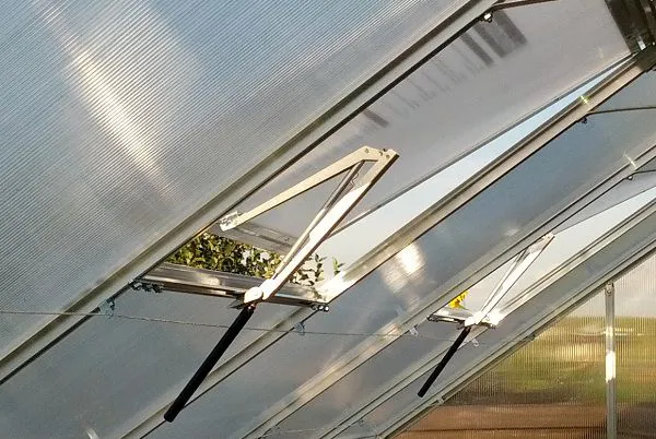 Fenêtre de toit supplémentaire avec ouverture automatique - Couleur : aluminium